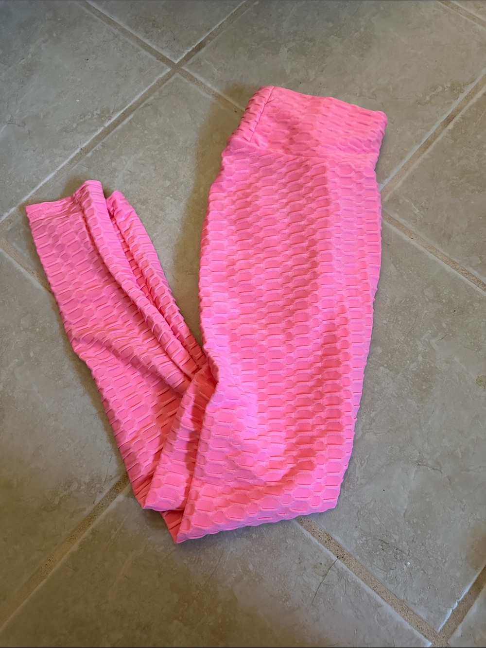 Textured Pink Scrunch Butt Leggings